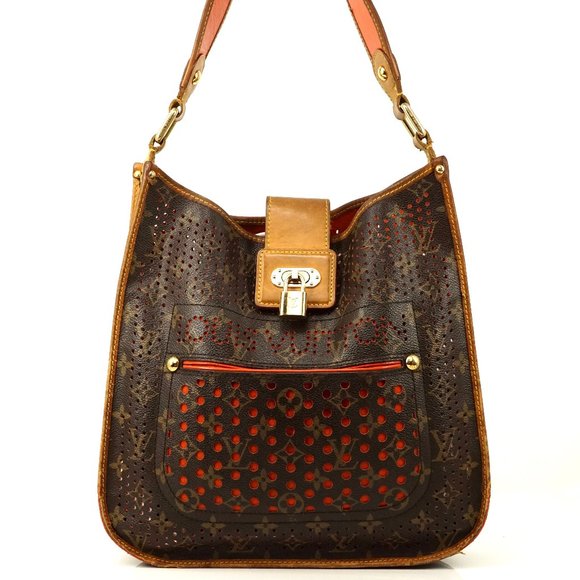 Louis Vuitton Handbags - Auth Louis Vuitton Musette Perfo #2861L43